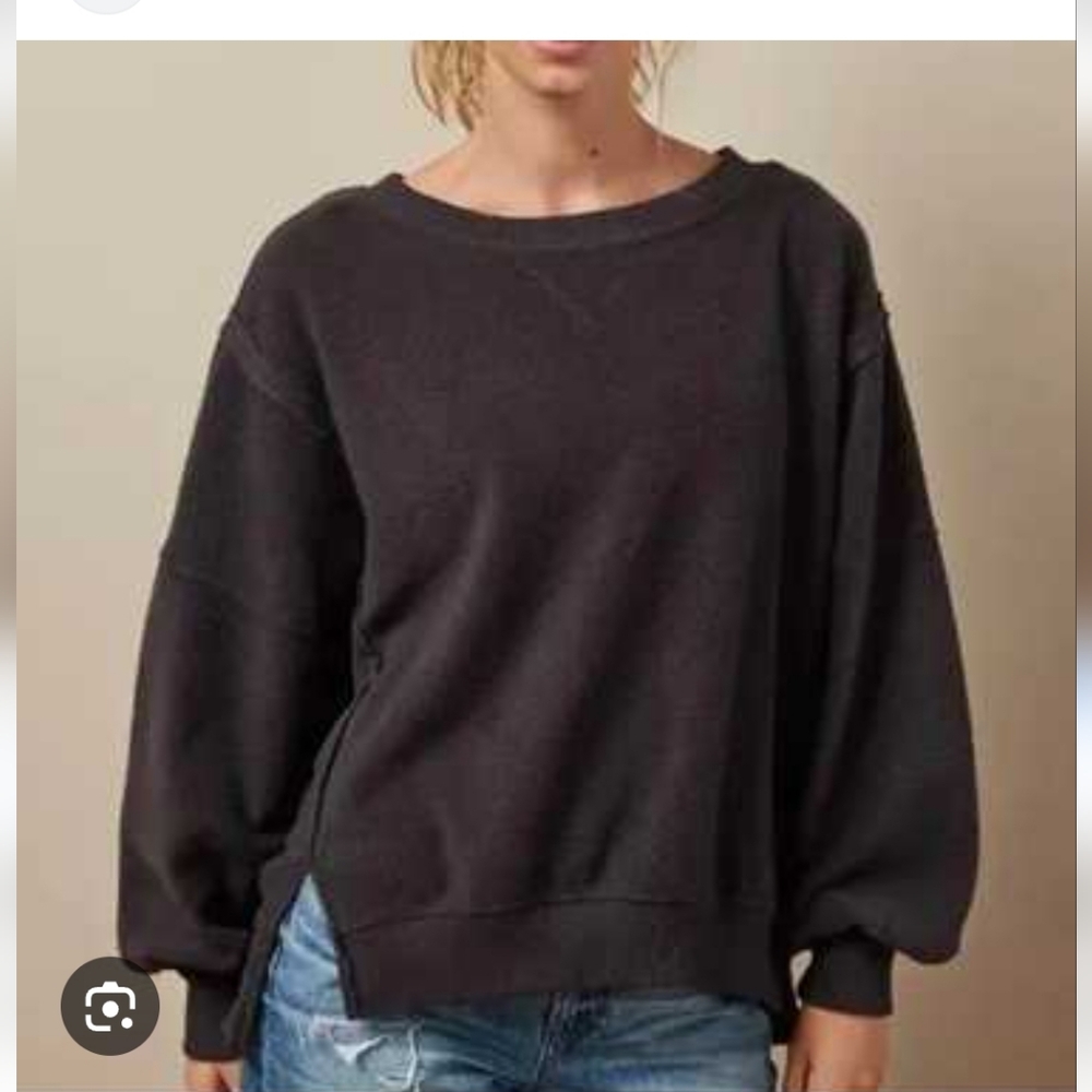 American Eagle "This Feels Seriously Huggable" Gray Crewneck Sweater. Size Small